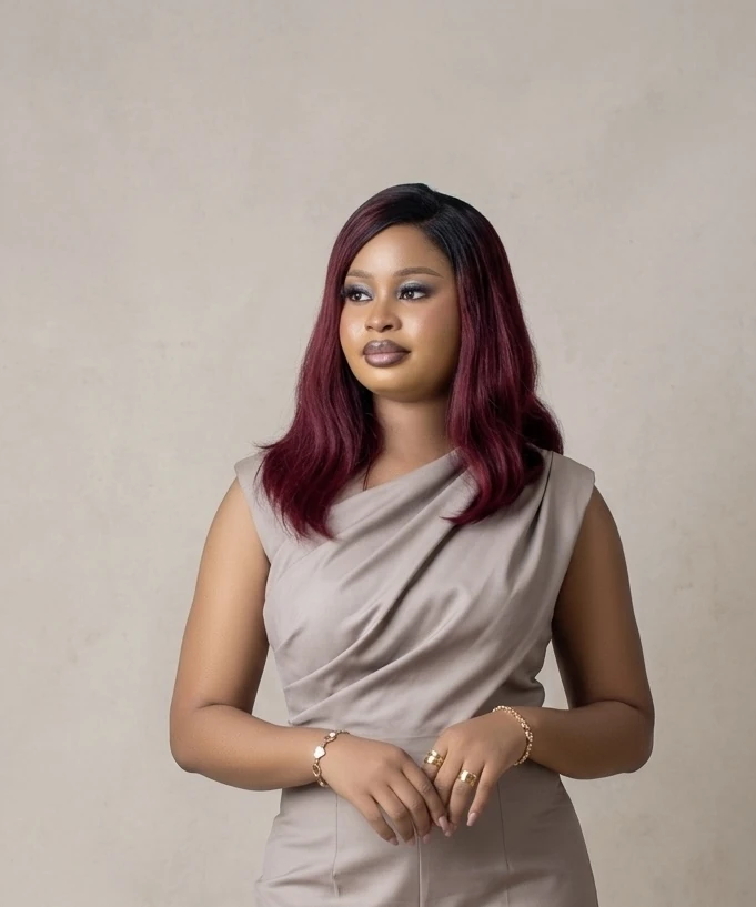 Brands Strategist & Creative Director